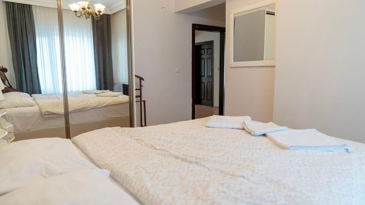 Spacious Villa With Sea And Mountain View Kemer Kültér fotó