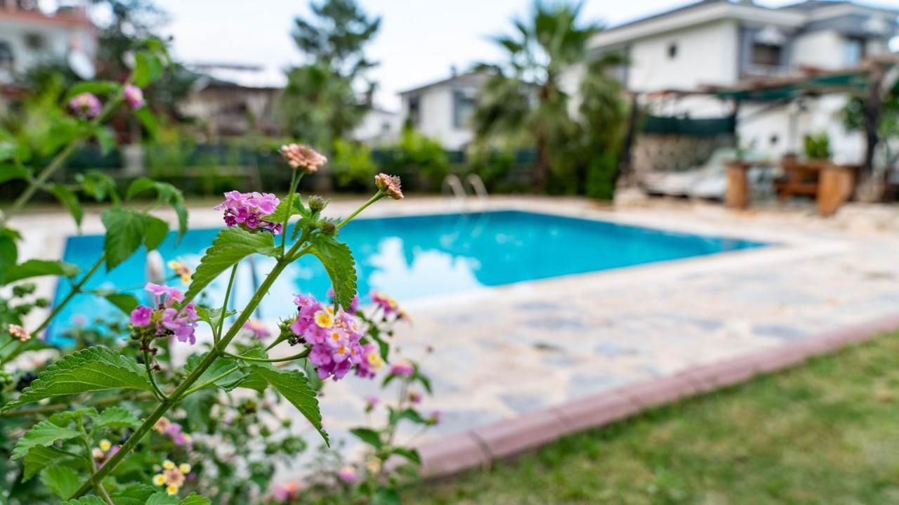 Spacious Villa With Sea And Mountain View Kemer Kültér fotó